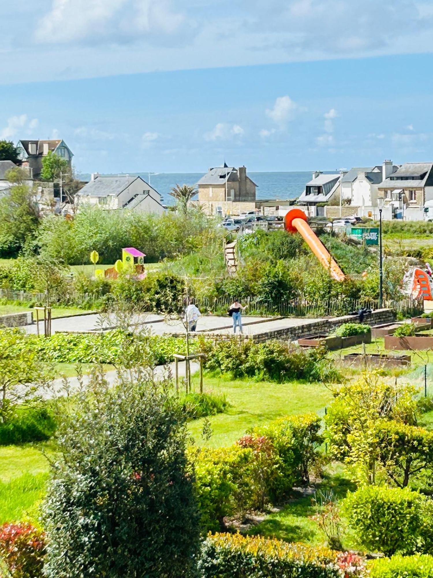Vue Mer, Terrasse Parking Et Concarneau